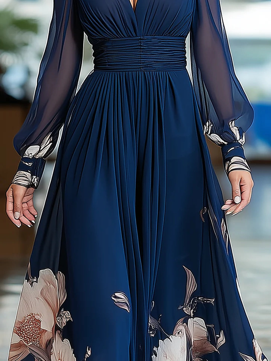 Loretta | Maxikleid mit Transparenten Ärmeln und Floralprint am Saum, Marineblau