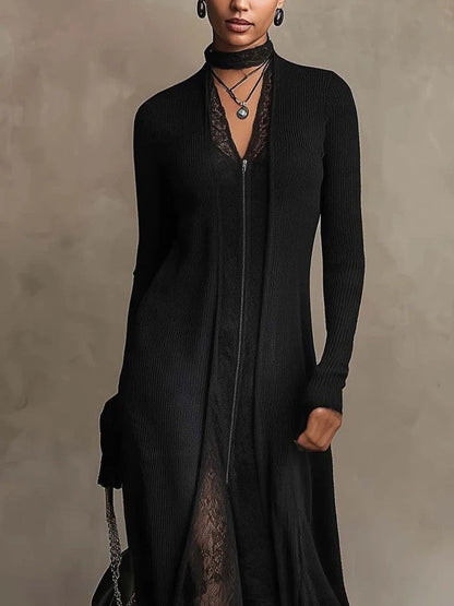 Corinna | Maxikleid aus Rippstrick mit Spitzen-Einsätzen