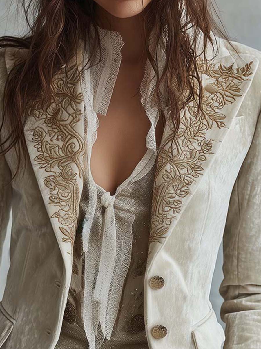 Constance | Blazer aus besticktem Samt, Beige