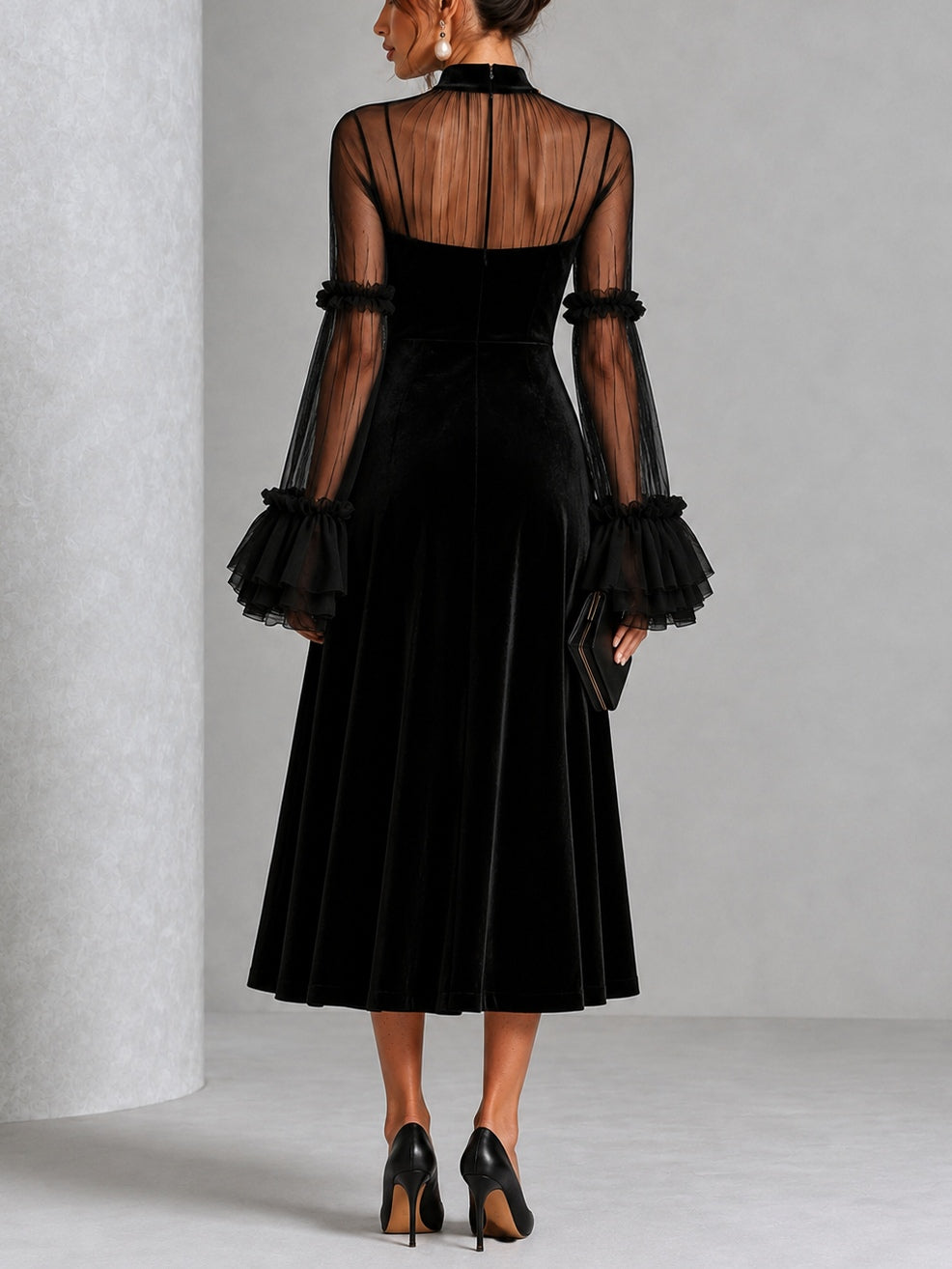 Berenice | Midi-Kleid aus Samt mit Tüllärmeln, Schwarz