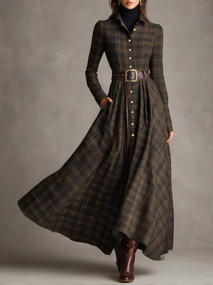 Antonia | Langes Karo-Hemdkleid mit Goldknöpfen, Braun und Schwarz